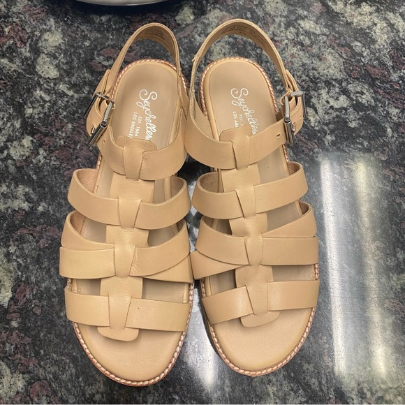Seychelles Tan Women Sandals, On the Road - Picture 1 of 5
